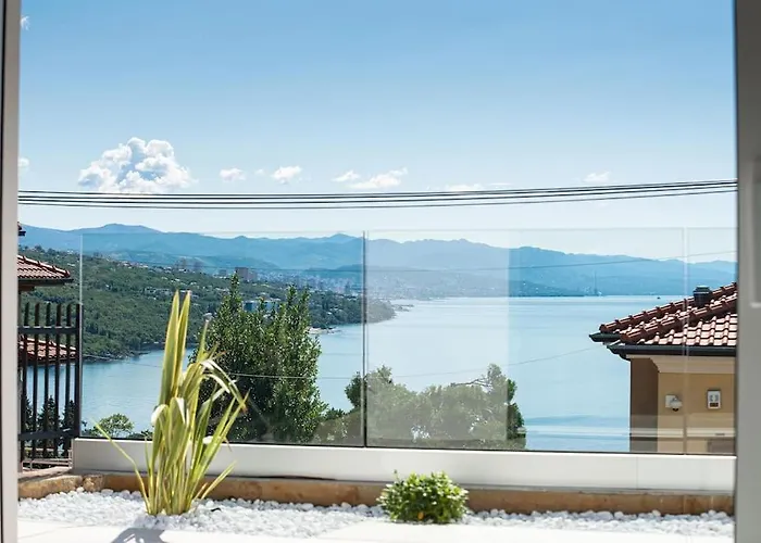 Apartment Starfish With Private Pool And Magnificent Sea View